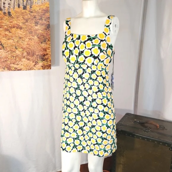 Diane Von Furstenberg Mini Dress - Picture 2 of 8